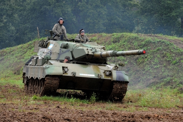 Leopard 2 ve výzbroji bundeswehru.