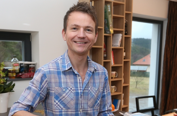 Programový ředitel TV Barrandov Petr Lesák.
