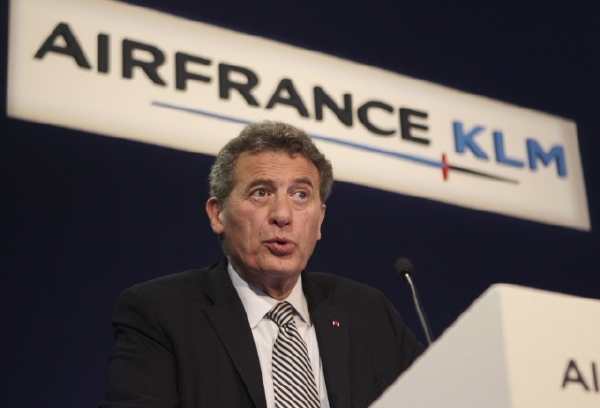 Letecká společnost Air France-KLM se pomalu, ale jistě dostává z krize. Letecká společnost Air France-KLM se pomalu, ale jistě dostává z krize.