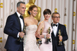 Zleva Daniel Day-Lewis s Oscarem za film Lincoln, Jennifer Lawrencová s cenou za nejlepší ženský herecký výkon v hlavní roli ve filmu Silver Linings Playbook, Anne Hathawayová s cenou za nejlepší ženský herecký výkon ve vedlejší roli ve filmu Bídnníci a Christoph Waltz jako nejlepší herec ve vedlejší roli ve filmu Nespoutaný Django.