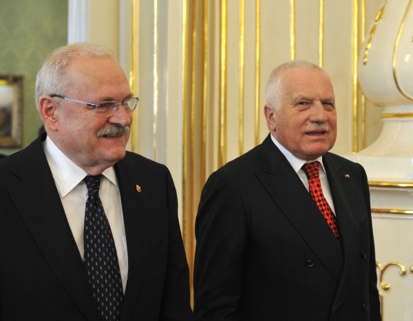 Slovenský prezident Ivan Gašparovič a jeho český protějšek Václav Klaus.