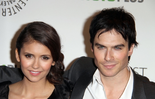 Nina a Ian spolu hrají v seriálu Vampire Diaries.