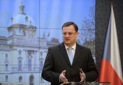 Premiér Petr Nečas označil žalobu za politickou ubohost, která nemá obdoby.