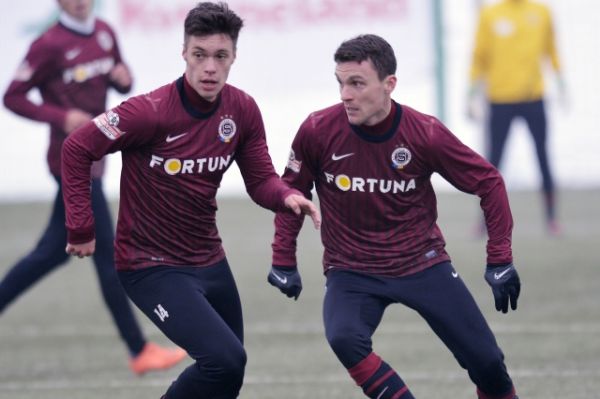 Útočníci Sparty Václav Kadlec (vlevo) a David Lafata.