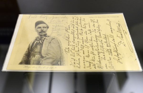 Náprstkovo muzeum vystavuje dopisy Karla Maye.