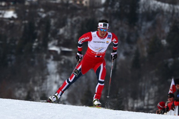 Favorizované norské lyžařky jasně ovládly na mistrovství světa štafetu na 4x5 km. 