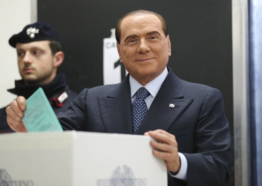 Silvio Berlusconi má další problém.