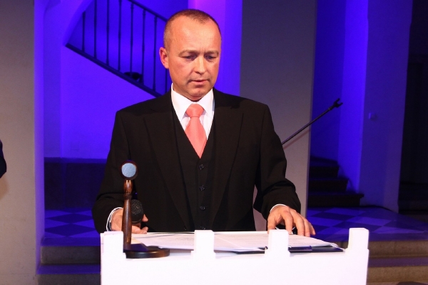 Karel Voříšek, bývalý moderátor z TV Nova. Karel Voříšek, bývalý moderátor z TV Nova.