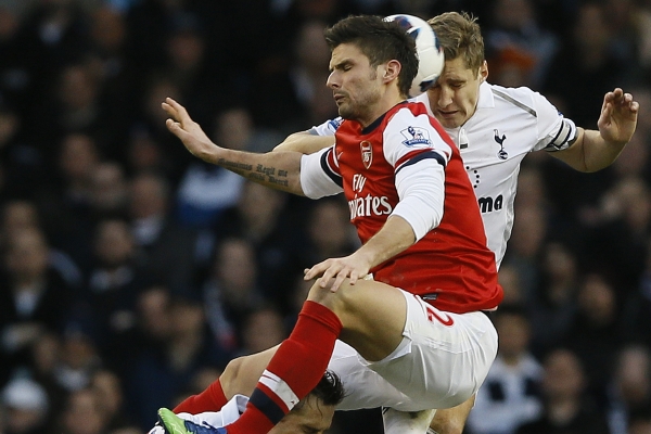 Arsenal bojuje o lepší budoucnost, proti Tottenhamu ale znovu ztrácel body.