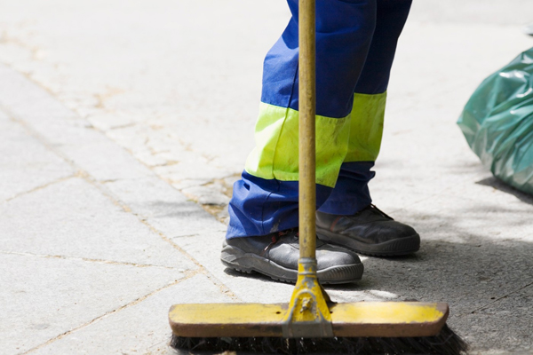Lidé mohli odmítnout vykonávat veřejnou službu jen kvůli tzv. vážnému důvodu, jinak byli vyřazeni z evidence Úřadu práce.