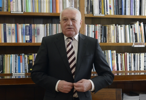 I Václav Klaus má na svém kontě řadu bonmotů. I Václav Klaus má na svém kontě řadu bonmotů.