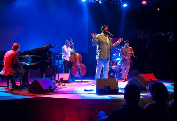Gregory Porter tuzemské publikum podvakrát uhranul loni na podzim ve vyprodaném Lucerna Music Baru. 