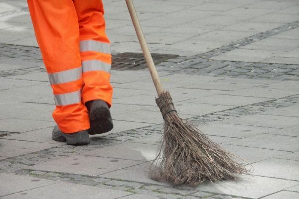 O přezkum vyřazení z evidence úřadu práce v souvislosti s odmítnutím veřejné služby zatím pořádalo jen pět nezaměstnaných. Všichni úspěšně.  