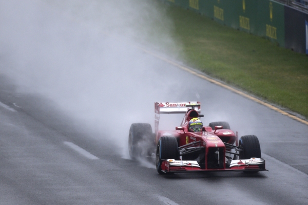 Brazilský jezdec stáje Ferrari Filipe Massa.