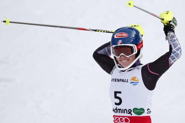 Americká lyžařka Mikaela Shiffrinová získala malý křišťálový glóbus.