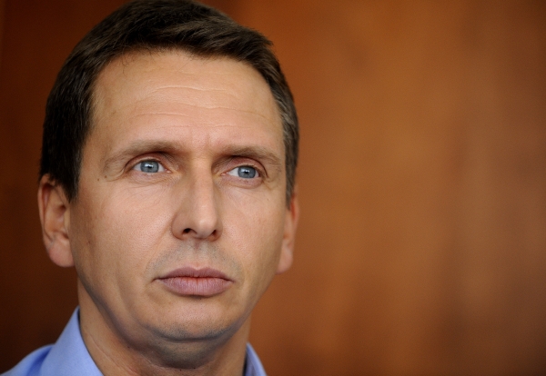 Bývalý ředitel DPP Martin Dvořák je obviněn kvůli zakázce společnosti Cross Point. Bývalý ředitel DPP Martin Dvořák je obviněn kvůli zakázce společnosti Cross Point.