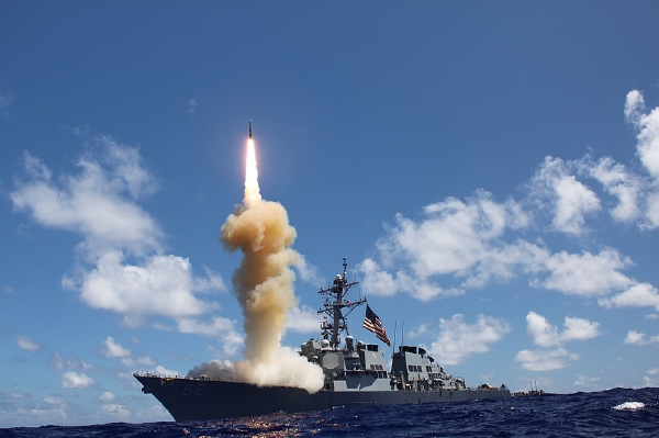 Zkušební start SM-3 z USS Hopper.