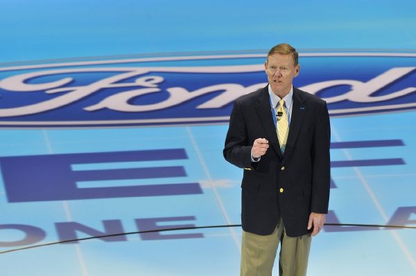 Alan Mulally se bude muset uskrovnit, mzda se mu snížila. 