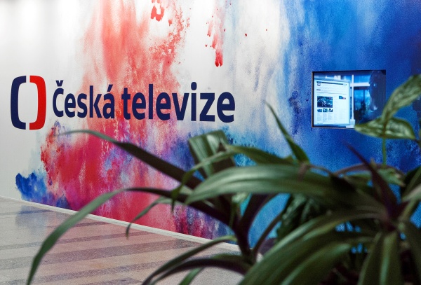 Česká televize loni vybrala na poplatcích 5,76 miliardy korun.