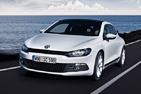 Mezi svolávanými vozy má být i VW Scirocco. Mezi svolávanými vozy má být i VW Scirocco.