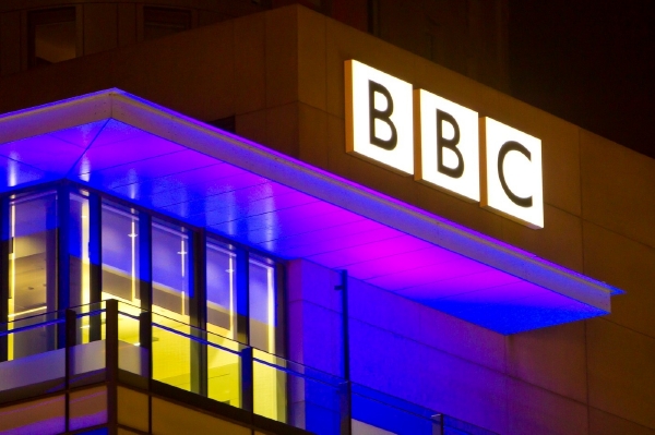 Několik twitterových účtů britské zpravodajské organizace BBC se stalo terčem útoku hackerů (ilustrační foto). 