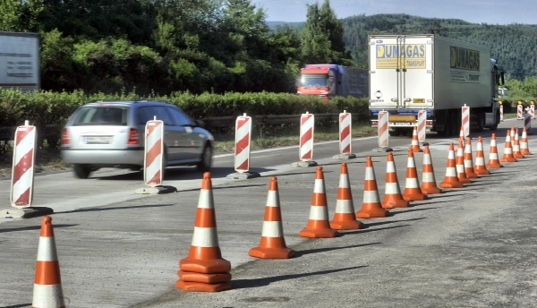 Dlouho očekávaná oprava brněnské dálnice D1 může začít úseky mezi Větrným Jeníkovem a Jihlavou a mezi Lhotkou a Velkou Bíteší (ilustrační foto).