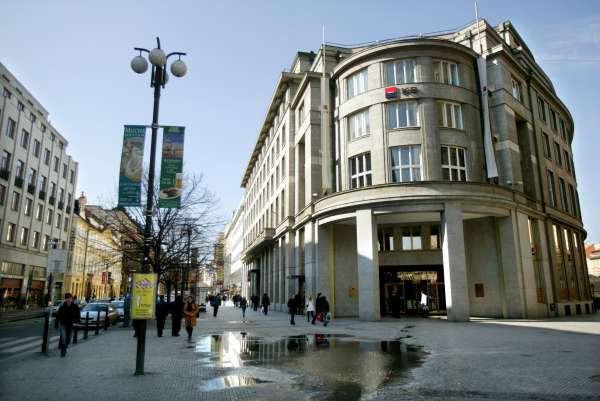 Centrála Komerční banky.