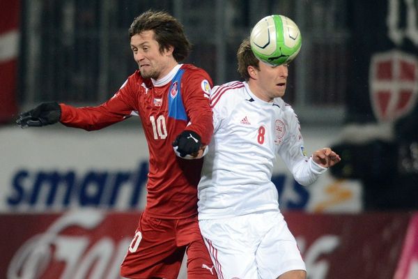 Tomáš Rosický (vlevo).