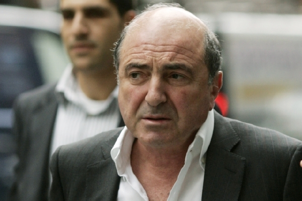 Boris Berezovskij zemřel.