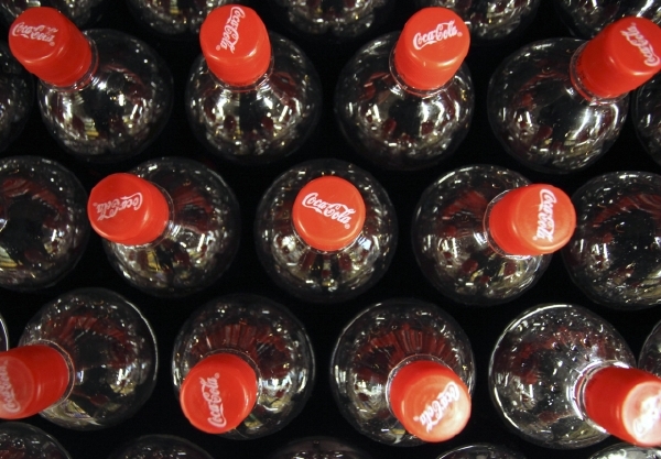 Firma Coca-Cola HBC ČR i přes nesouhlas Prahy 14 pokračuje v jednáních ohledně stavby obří skladovací haly (ilustrační foto).