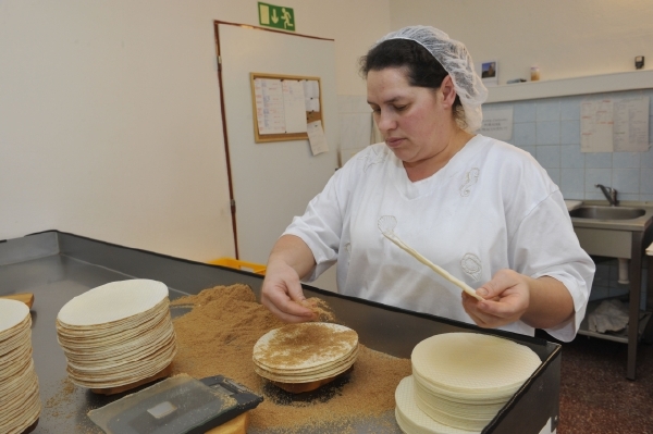 V soukromém sektoru jsou náklady na hodinu práce v Česku zhruba 270 korun (ilustrační foto). V soukromém sektoru jsou náklady na hodinu práce v Česku zhruba 270 korun (ilustrační foto).