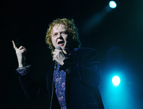 Mick Hucknall.