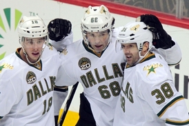 Jágr vládne klubovému bodování Stars, stále ale hledá ideálního parťáka do útoku.