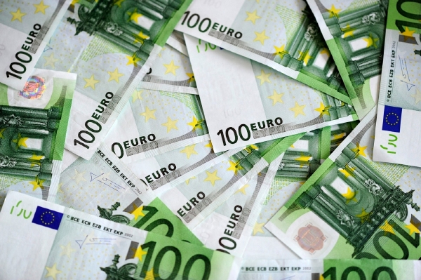 Francouzský sázkař vyhrál 132,5 milionu eur. Francouzský sázkař vyhrál 132,5 milionu eur.