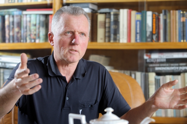 Miroslav Macek.