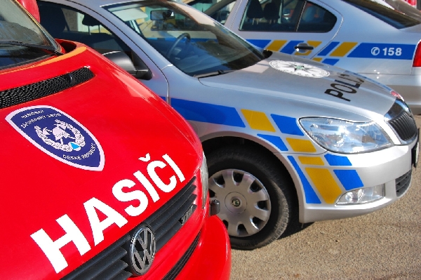 Hasiči jsou na místě, policie oblast uzavřela (ilustrační foto). Hasiči jsou na místě, policie oblast uzavřela (ilustrační foto).