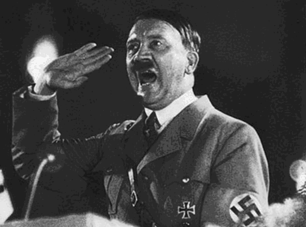 Adolf Hitler by se své trvalé popularitě možná divil.