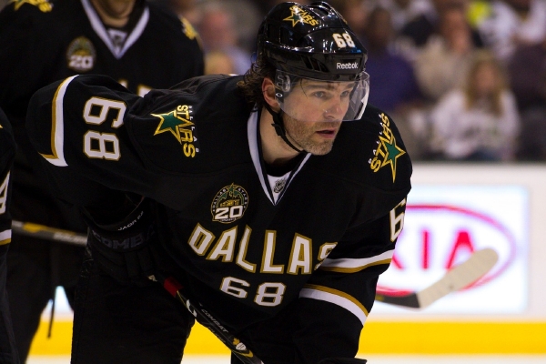 Jaromír Jágr odkládá dres Dallasu, dnes má zažít premiéru v Bostonu.