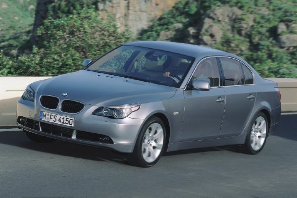 BMW řady 5, které mělo před deseti lety v Brně světovou premiéru.