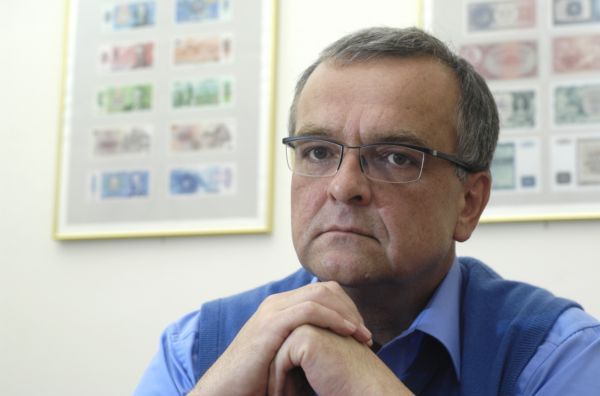 Ministr financí Miroslav Kalousek. Ministr financí Miroslav Kalousek.