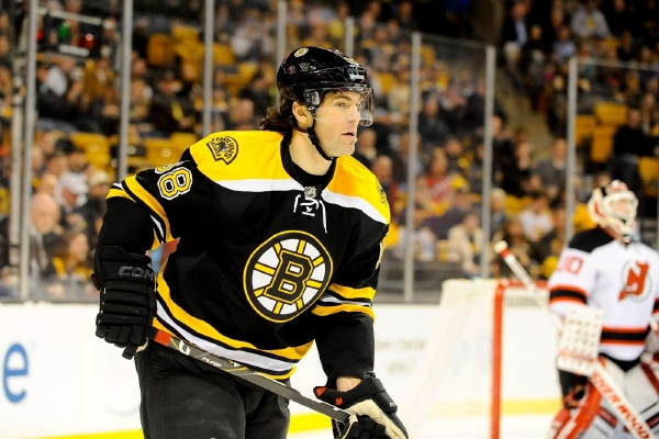 Jaromír Jágr zvládl premiéru v Bostonu parádně.