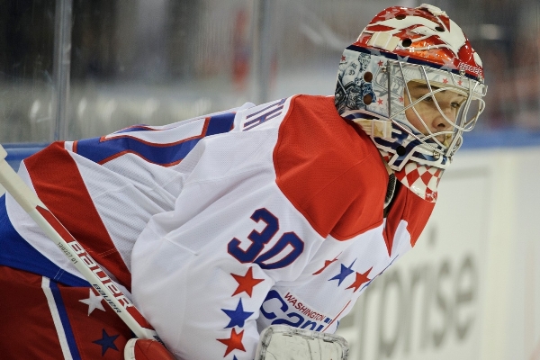 Brankář Washingtonu Capitals Michal Neuvirth.