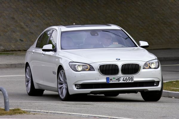 BMW umí jezdit rychle, jak dokázal šestnáctiletý Francouz (ilustrační foto).