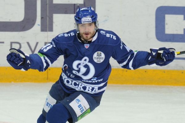 Útočník Dynama Moskva Jakub Petružálek.
