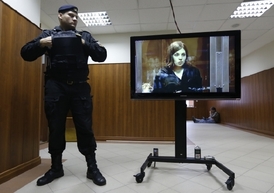 Soud se členkami Pussy-Riot.