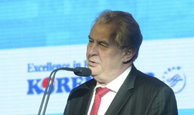 Spokojenost s uzavřením smlouvy mezi aerolinkami vyjádřil i prezident Miloš Zeman.