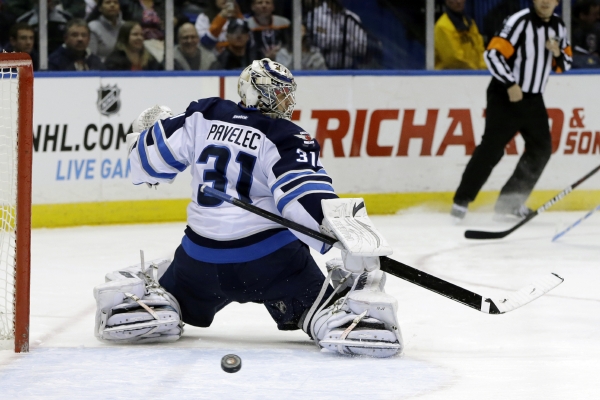 Ondřej Pavelec je druhým nejvytěžovanějším gólmanem v NHL.