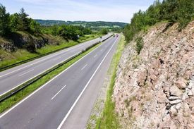 Dočkají se řidiči změny nejvyšší povolené rychlosti na vybraných úsecích (ilustrační foto)?
