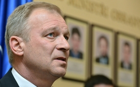 Ministr obrany Vlastimil Picek.