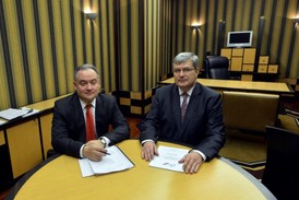 Předseda Českého svazu tělesné výchovy (ČSTV) Miroslav Jansta (vpravo) a advokát ČSTV Aleš Rozehnal.